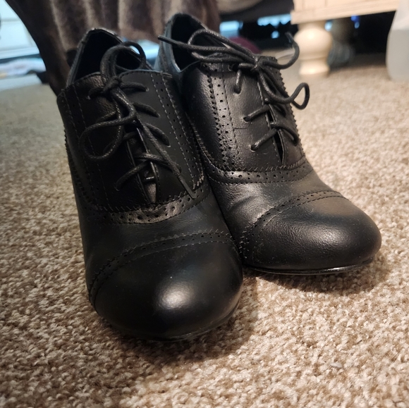 Viva Lace Up Mary Jane Booties - Picture 2 of 10